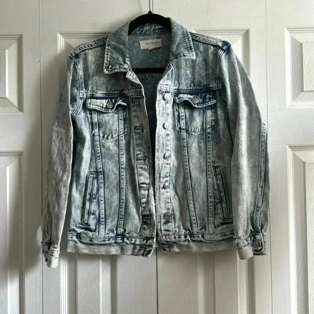 Pacsun Distressed Acid Wash Denim Jacket size XS